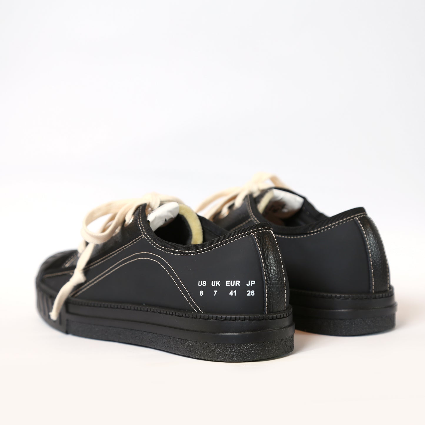 Van Dick Low Black Sneakers
